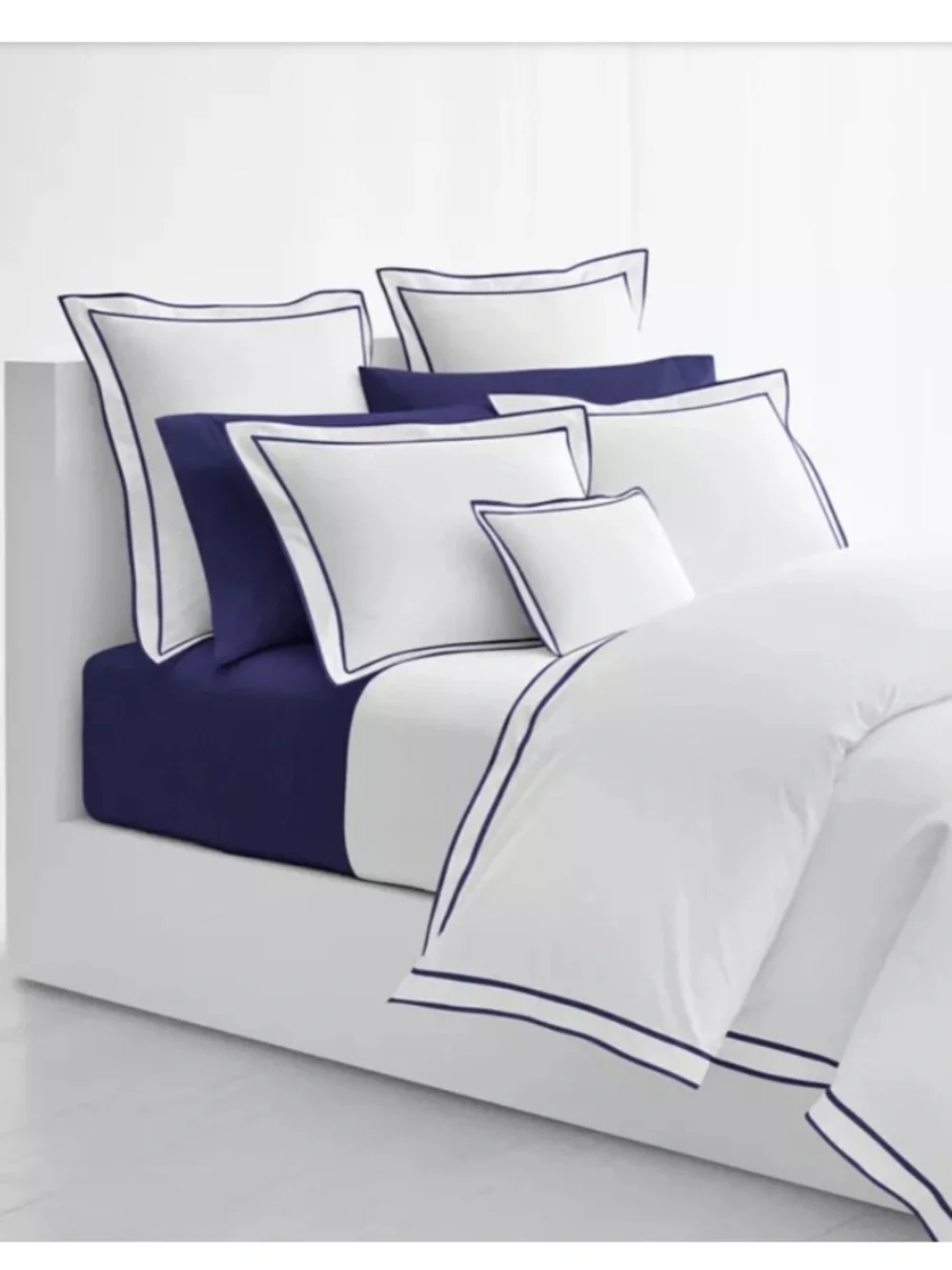 Ralph Lauren Spencer Sateen King White Duvet and 3 Euro Shams with Navy Trim